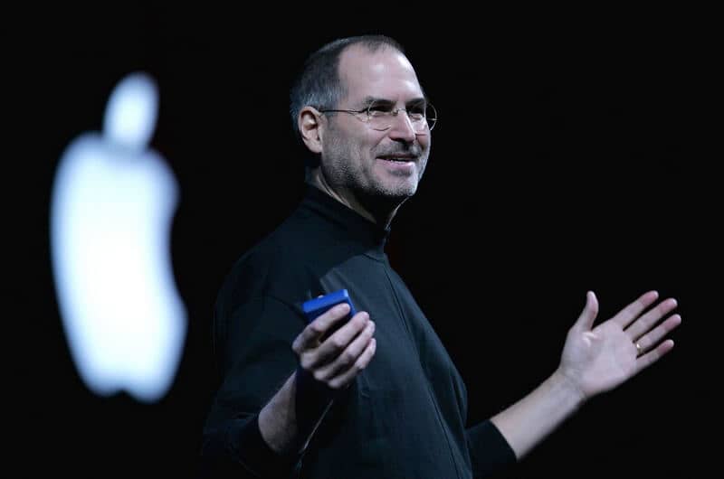 Steve Jobs là ai - Cuộc đời Steve Jobs và 5 bài học thành công