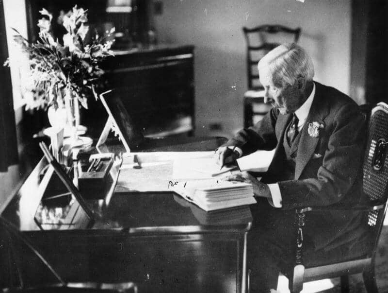 Những câu nói hay của John D. Rockefeller